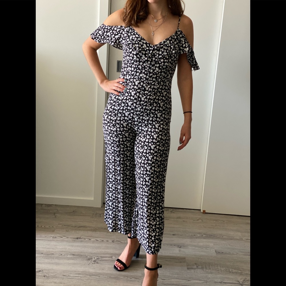 Zara Women Black and White Flower Jumpsuit